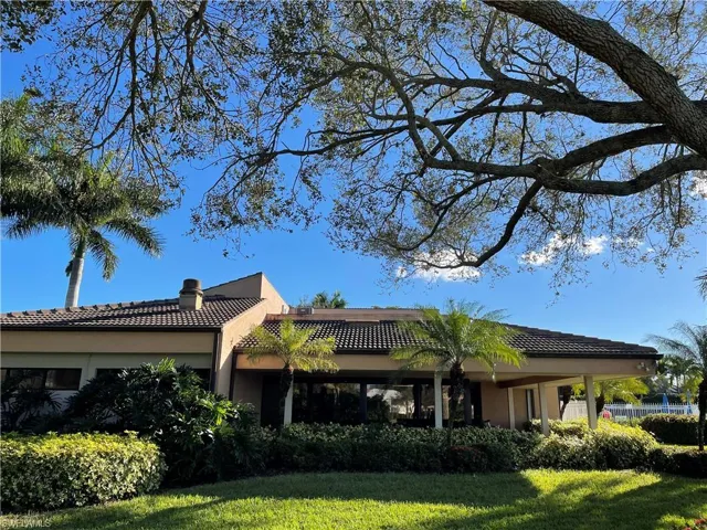 Berkshire Lakes Clubhouse