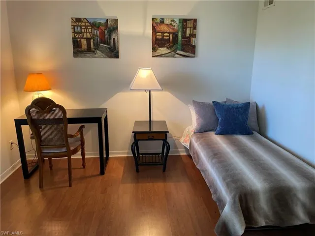 685 Windsor Sq 101, Naples, Florida 34104