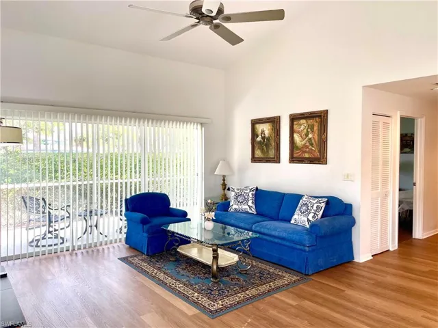 685 Windsor Sq 101, Naples, Florida 34104