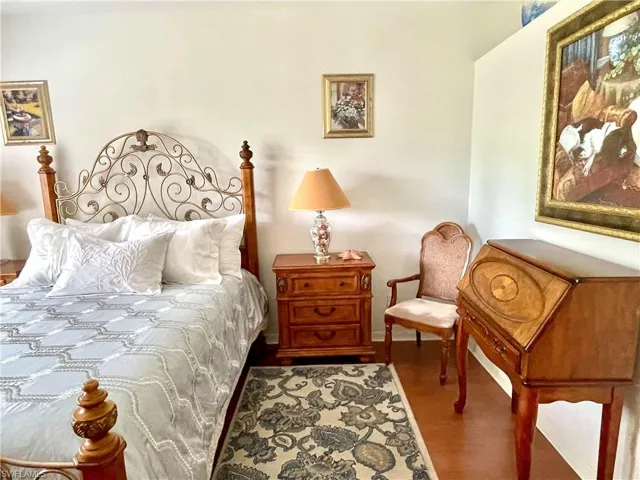 685 Windsor Sq 101, Naples, Florida 34104