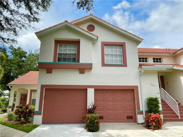 685 Windsor Sq 101, Naples, Florida 34104