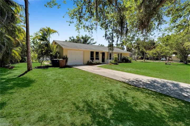 211 Labelle Ave, Fort Myers Fl 33905