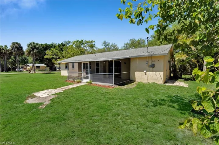 211 Labelle Ave, Fort Myers Fl 33905