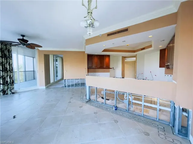 1060  Borghese  LN, Naples, FL 34114