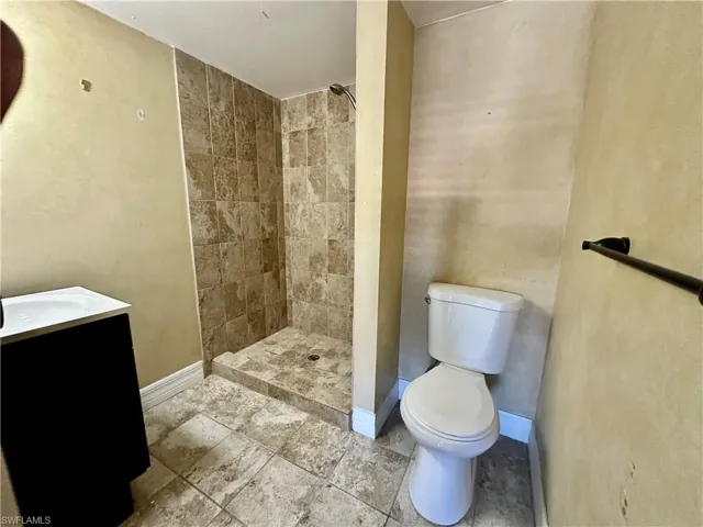 9395  Pennsylvania  AVE, Bonita Springs, FL 34135