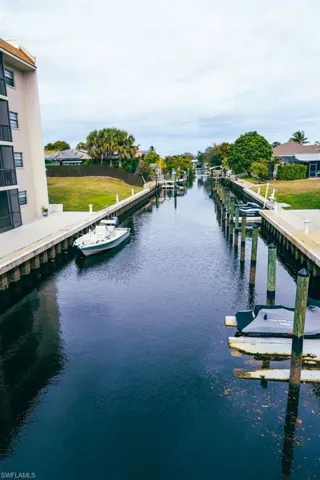 9395  Pennsylvania  AVE, Bonita Springs, FL 34135