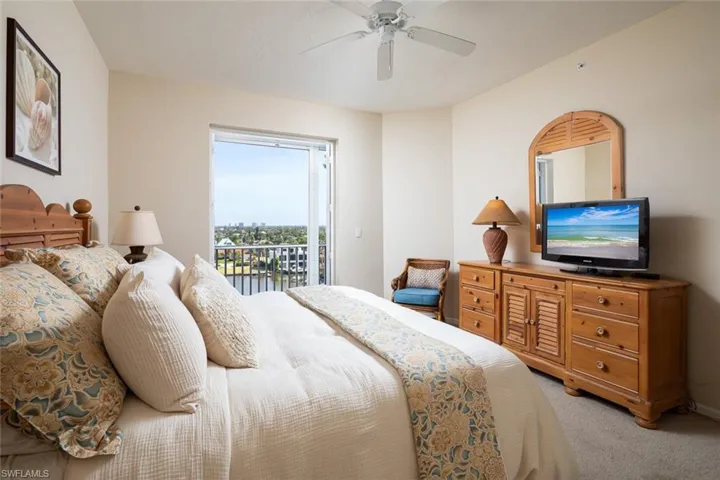 410 Flagship Dr # 806, Naples, Florida 34108