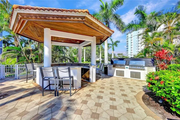 410 Flagship Dr # 806, Naples, Florida 34108