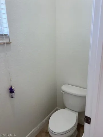 390  Palomar  AVE, Lehigh Acres, FL 33974