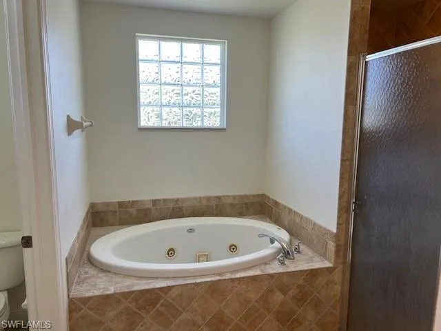 390  Palomar  AVE, Lehigh Acres, FL 33974