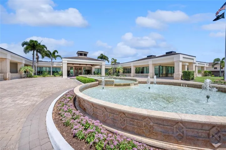 558  Vintage Reserve  LN, Naples, FL 34119