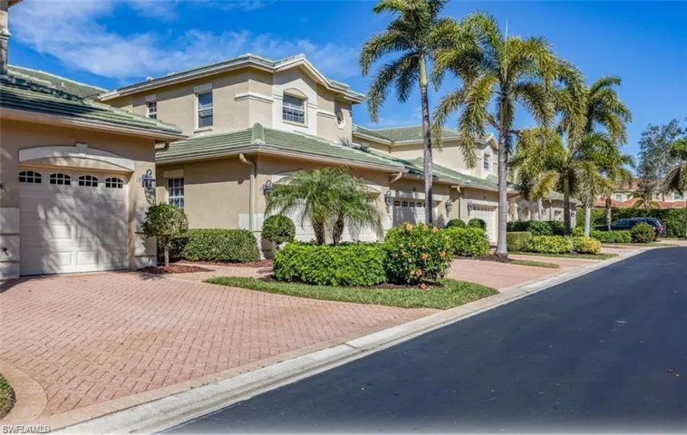 558  Vintage Reserve  LN, Naples, FL 34119