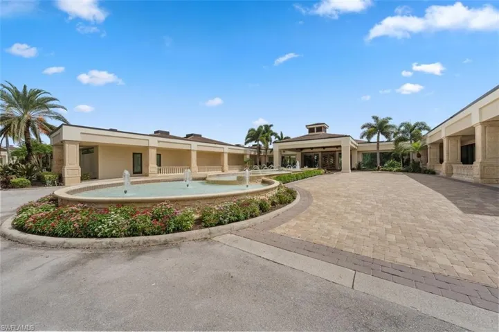 558  Vintage Reserve  LN, Naples, FL 34119