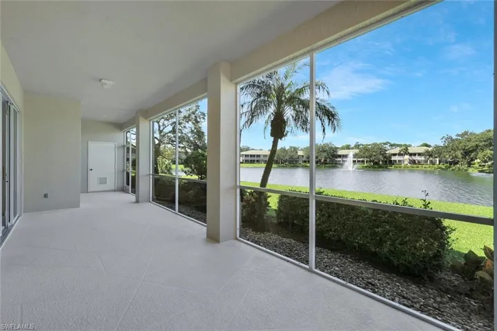 558  Vintage Reserve  LN, Naples, FL 34119