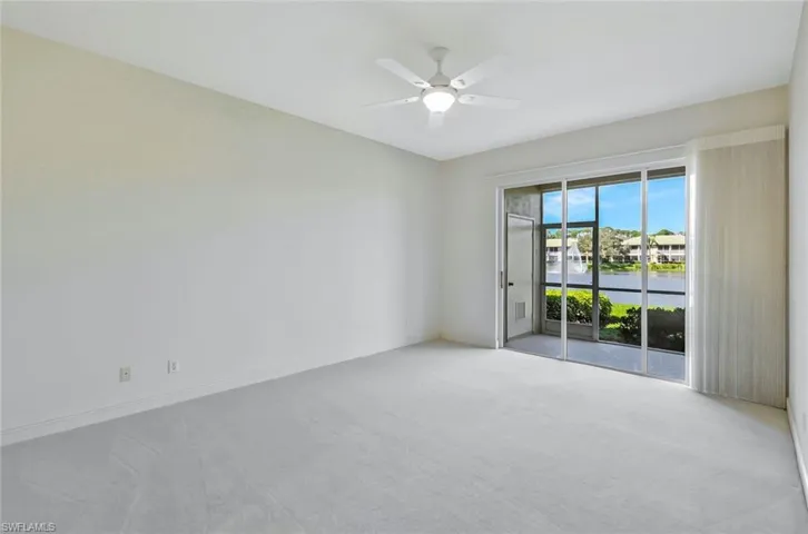 558  Vintage Reserve  LN, Naples, FL 34119