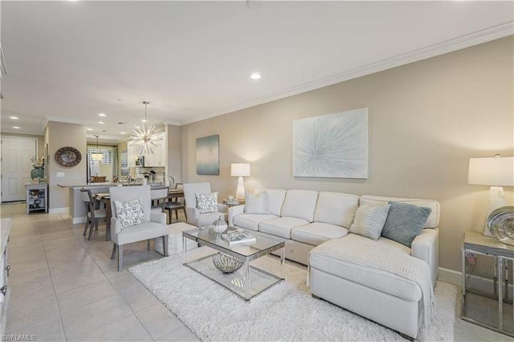 9420 Benvenuto CT # 102, NAPLES FL 34119