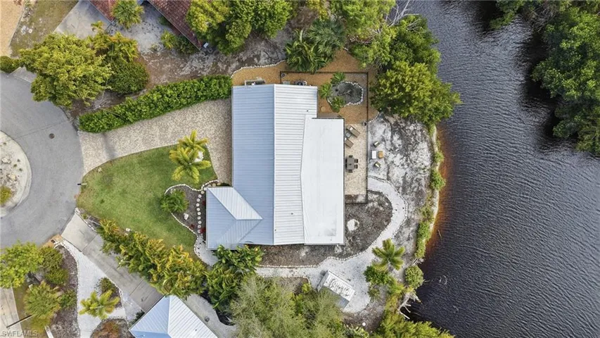 1806 Ibis Ln E, Sanibel, Florida 33957