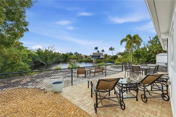 1806 Ibis Ln E, Sanibel, Florida 33957