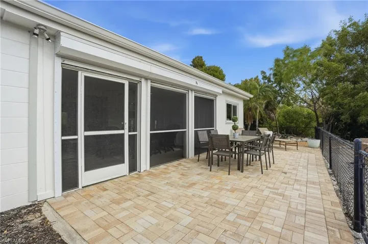 1806 Ibis Ln E, Sanibel, Florida 33957