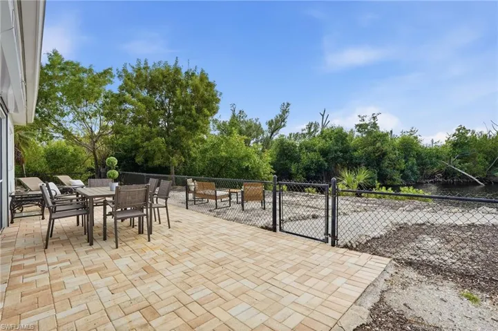 1806 Ibis Ln E, Sanibel, Florida 33957