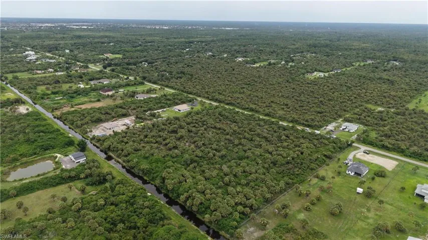 39th Ave Nw, Naples, Florida 34120