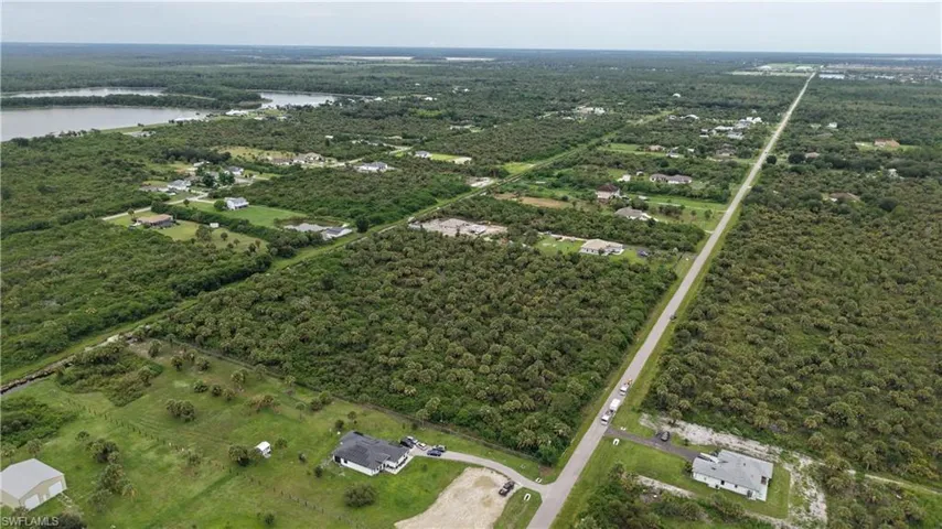 39th Ave Nw, Naples, Florida 34120