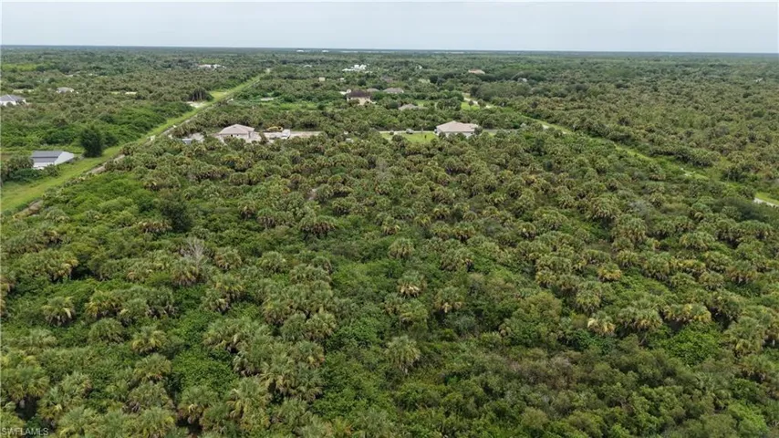 39th Ave Nw, Naples, Florida 34120