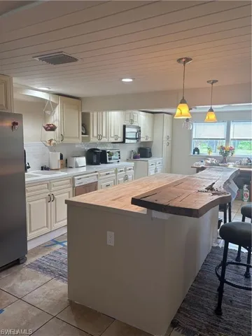 10921 Shirley Ln, North Fort Myers, Florida 33917