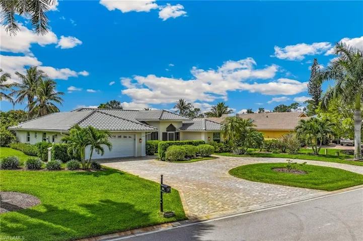 1904  Countess  CT, Naples, FL 34110