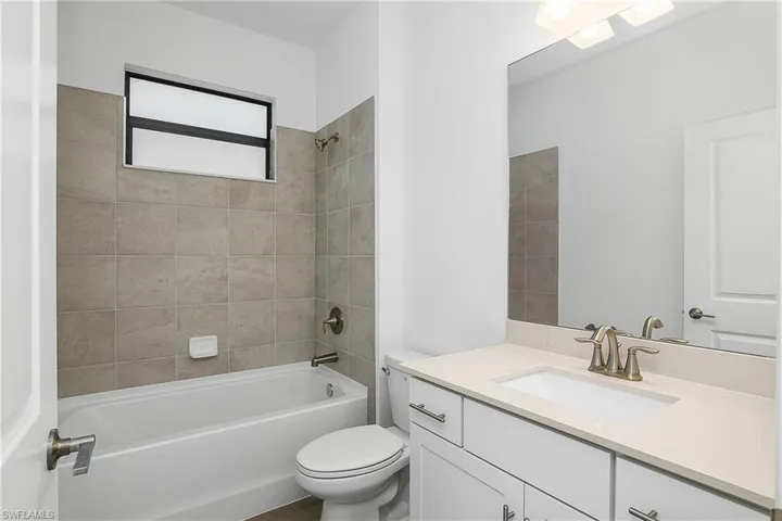 Guest bathroom.