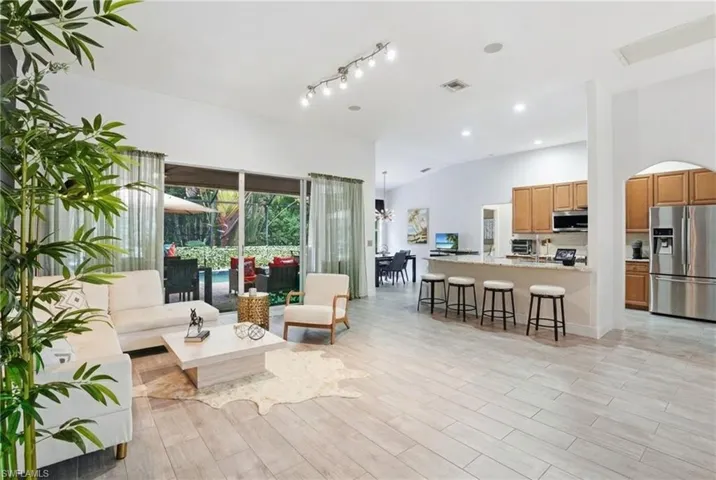 9954 Colonial Walk N, Estero, Florida 33928