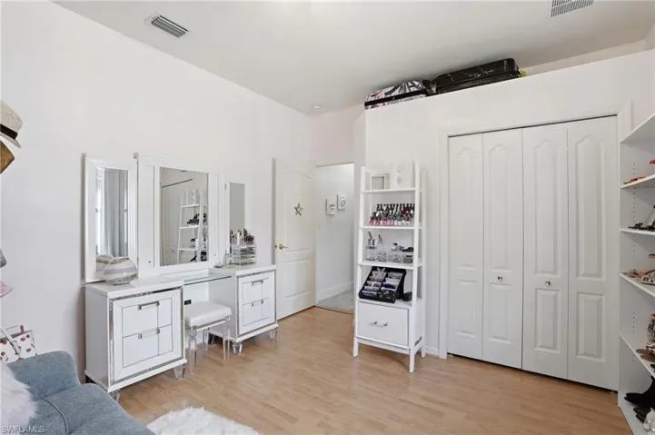 9954 Colonial Walk N, Estero, Florida 33928