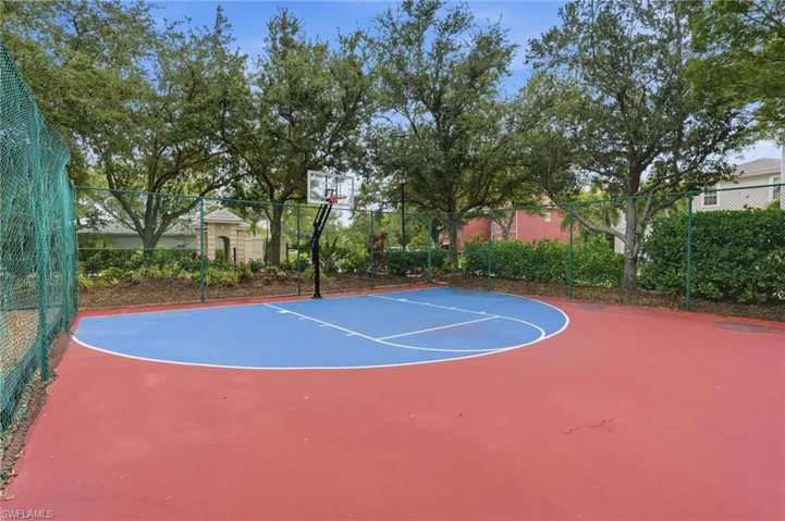 9954 Colonial Walk N, Estero, Florida 33928