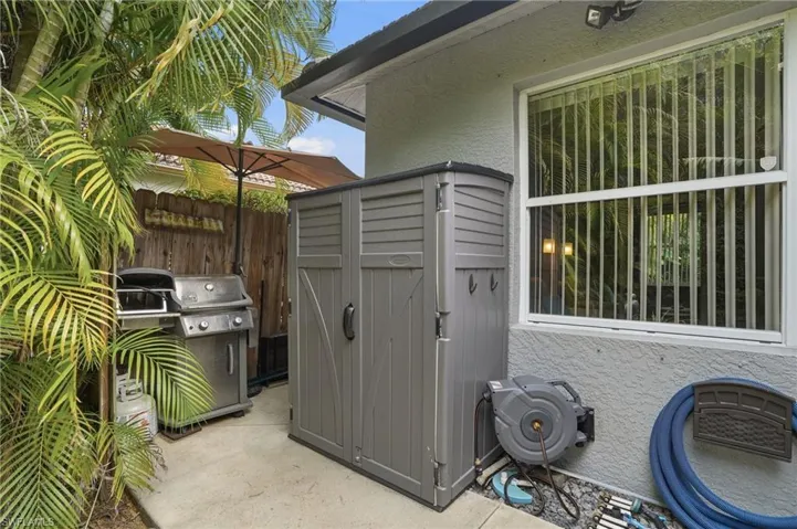 9954 Colonial Walk N, Estero, Florida 33928