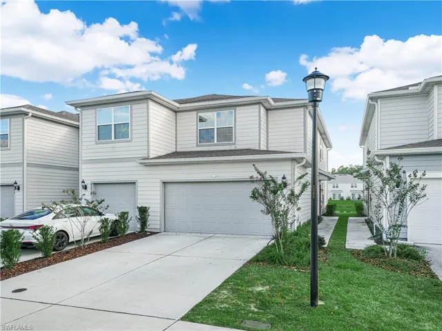 Don’t miss the opportunity to make 4580 Sparkling Shell Avenue your own rental and experience the comfort, convenience, and excitement of Kissimmee life!