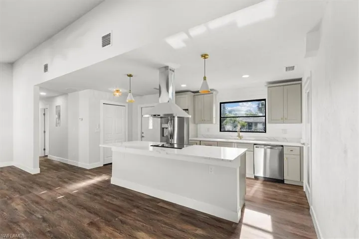 16030  Carver Gardens  DR, Fort Myers, FL 33908