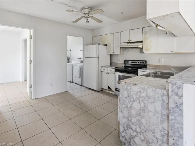 1721 46th Ter Sw, Naples, Florida 34116