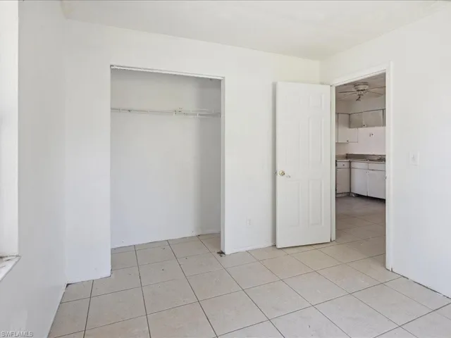 1721 46th Ter Sw, Naples, Florida 34116