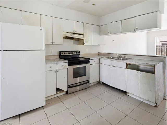 1721 46th Ter Sw, Naples, Florida 34116