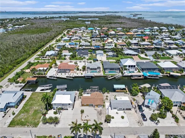 2456 Sycamore St, St. James City, Florida 33956