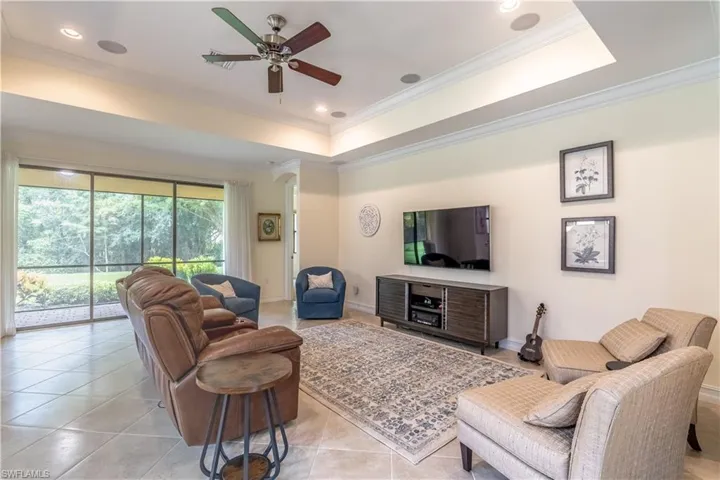 7807 Bucks Run Dr, Naples, Florida 34120