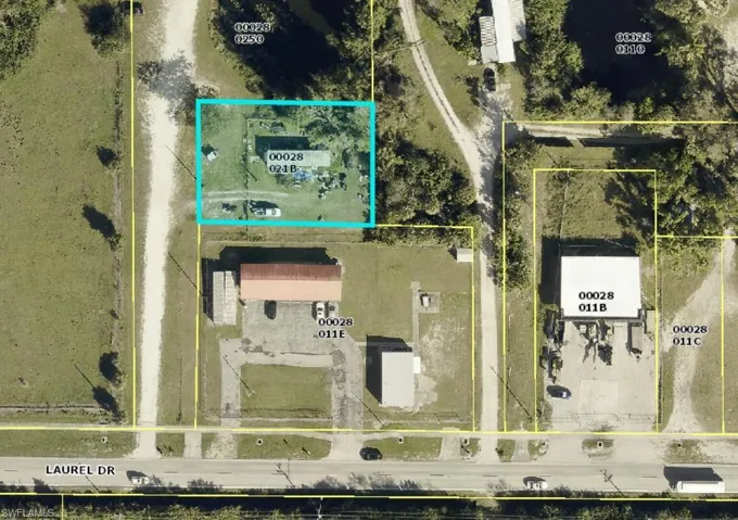 1511 Laurel Dr 1, North Fort Myers, Florida 33917