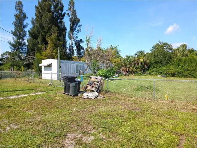 1511 Laurel Dr 1, North Fort Myers, Florida 33917