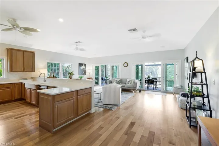 2130 Sunset Cir, Sanibel, Florida 33957
