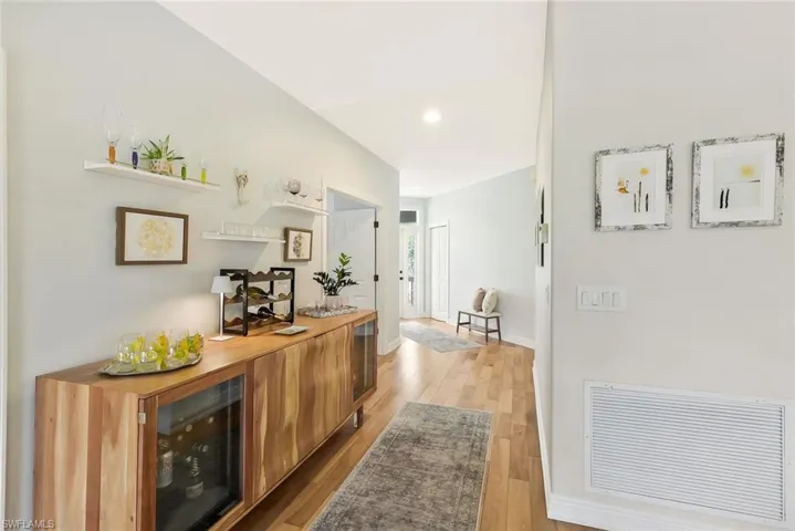 2130 Sunset Cir, Sanibel, Florida 33957