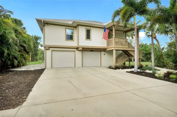 2130 Sunset Cir, Sanibel, Florida 33957