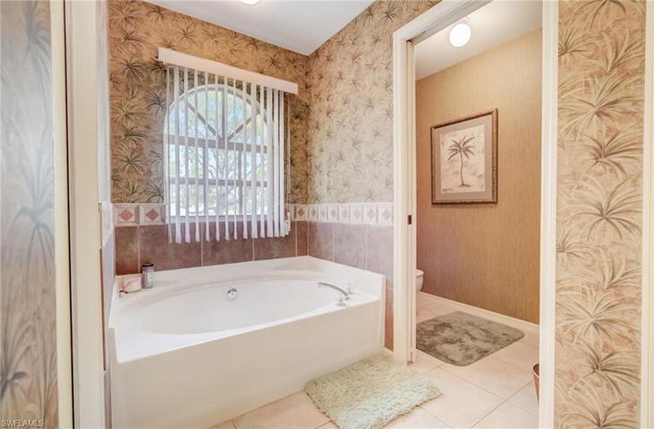1312 NE 35th  ST, Cape Coral, FL 33909