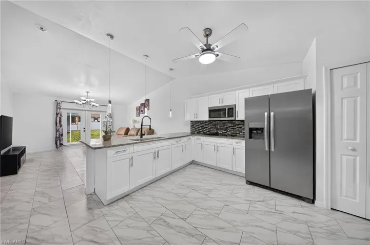 4525-4527 22nd St Sw, Lehigh Acres, Florida 33973