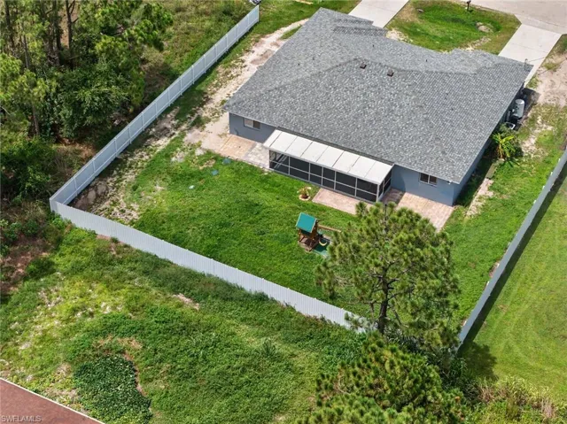 4525-4527 22nd St Sw, Lehigh Acres, Florida 33973