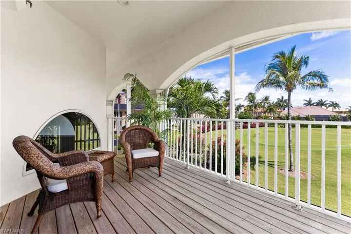 Lots of space to relax and unwind after a day on the links! Watch your fellow golfers make their way to the 2nd hole!